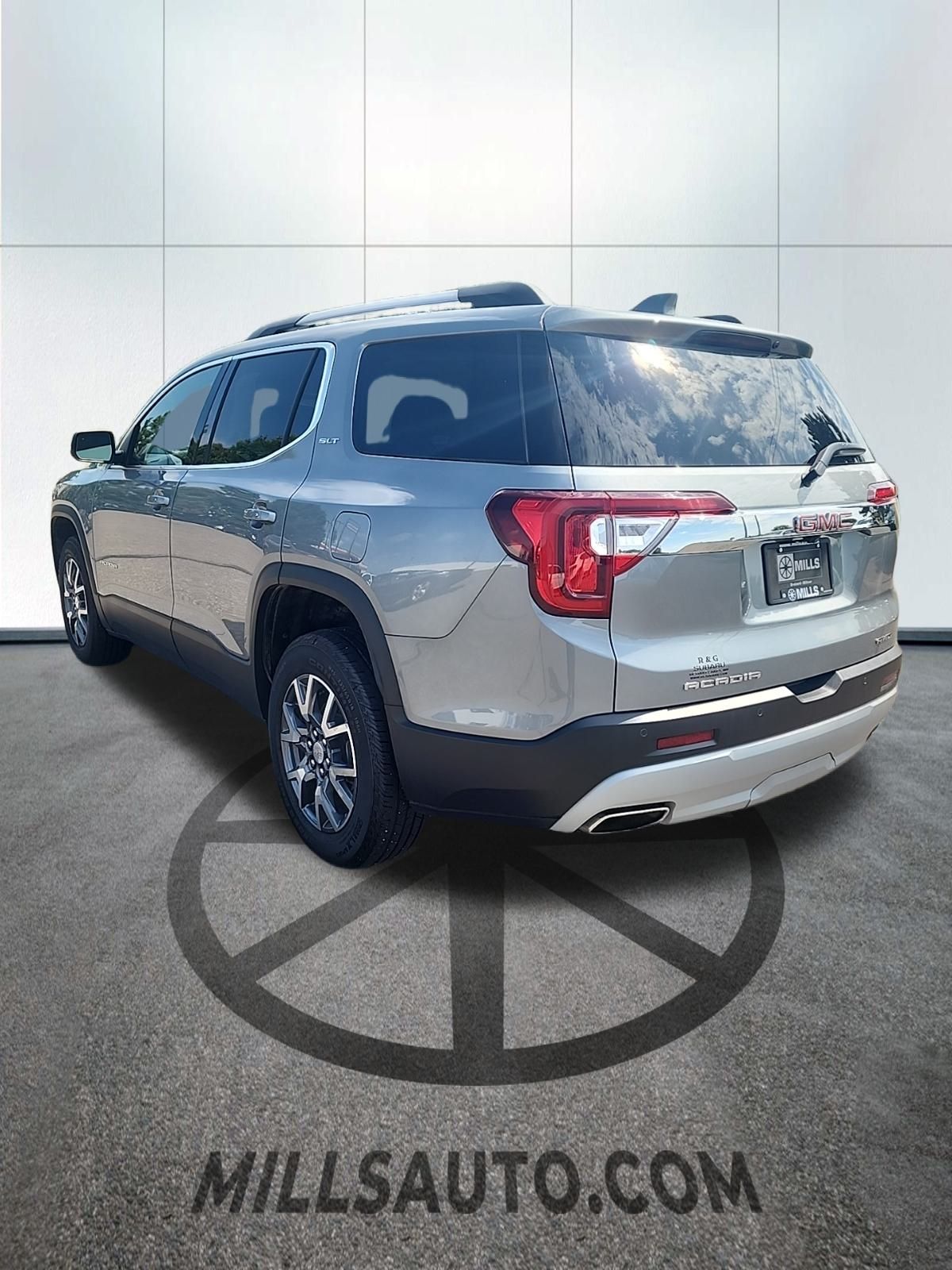 2023 Gmc Acadia SLT photo 4