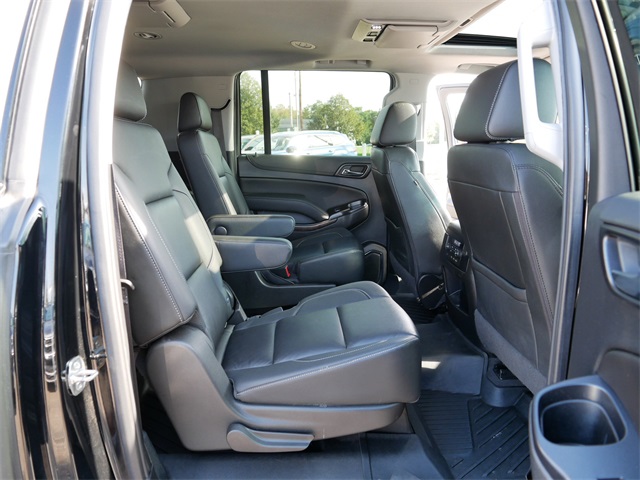 2020 Chevrolet Suburban LT photo 20