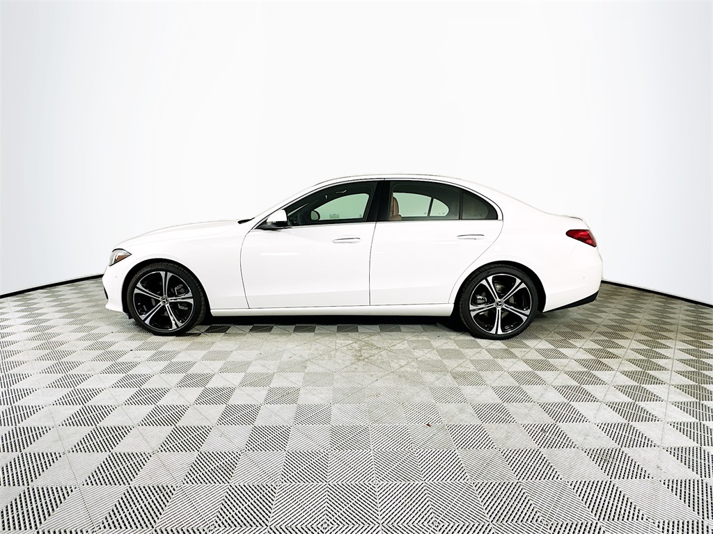 2025 Mercedes Benz C 300 photo 4