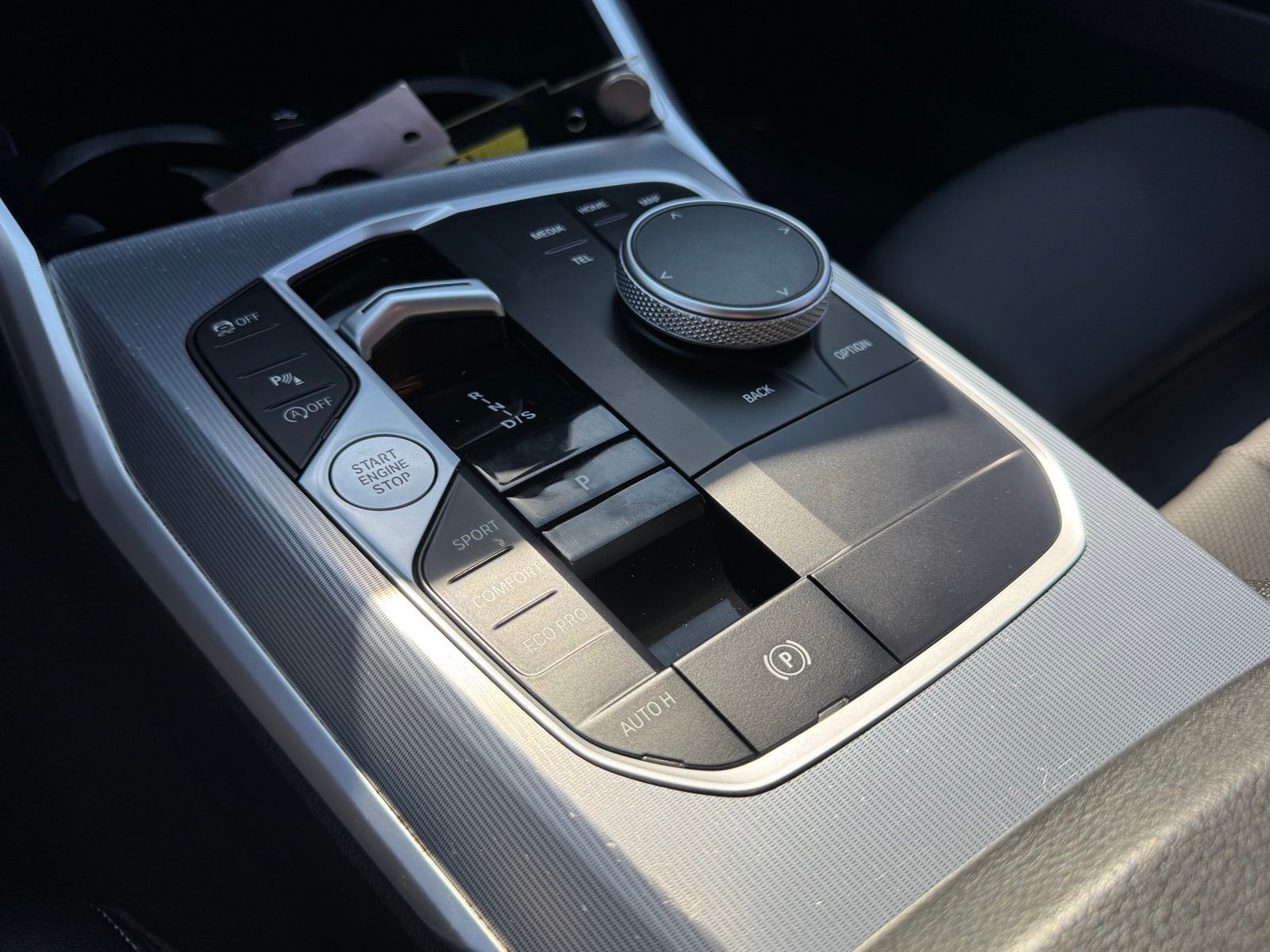 2024 Bmw 330i photo 28