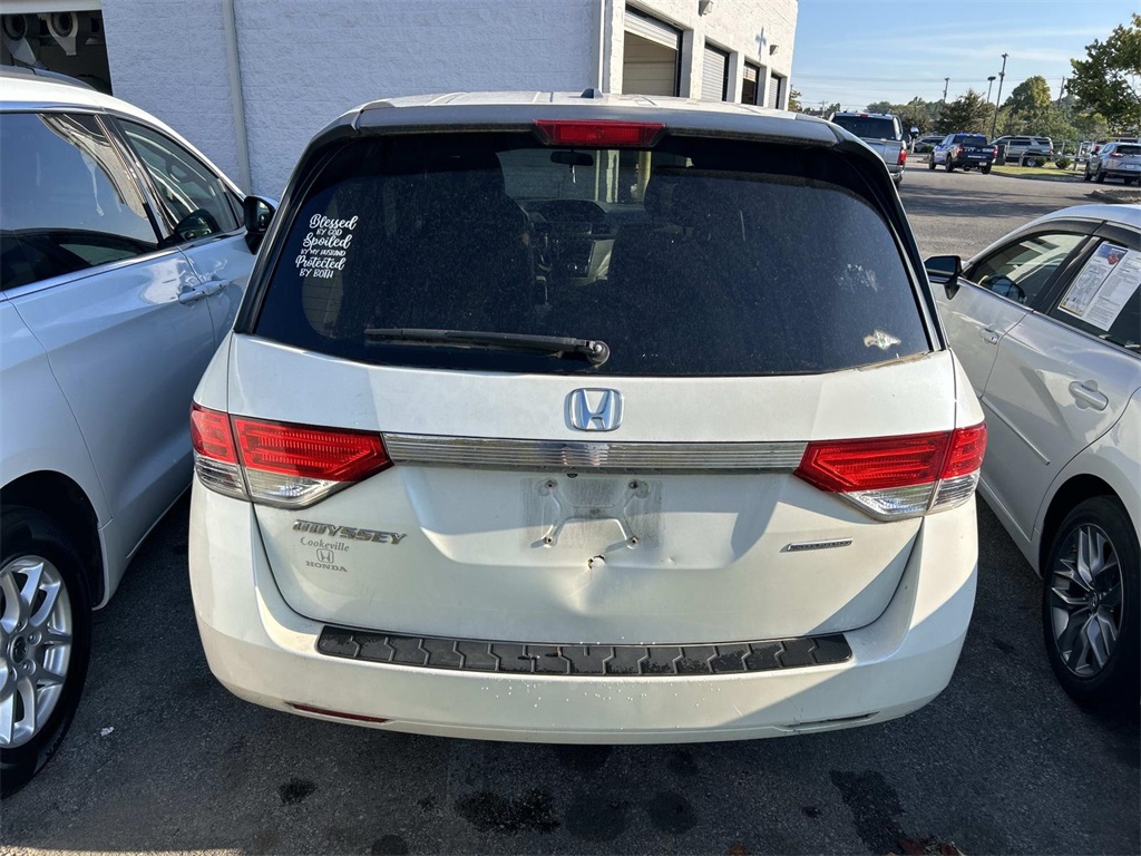 2016 Honda Odyssey SE photo 3
