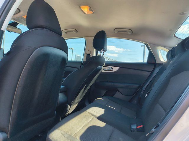 2022 Kia Forte LXS photo 21