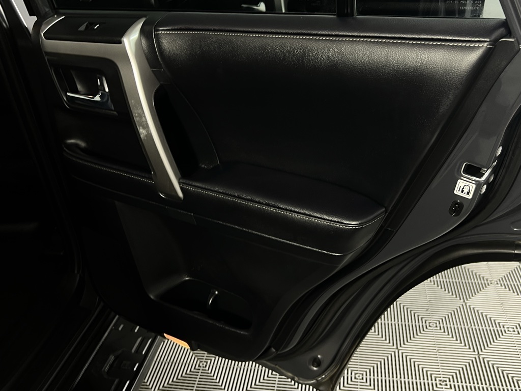 2024 Toyota 4Runner SR5 photo 24
