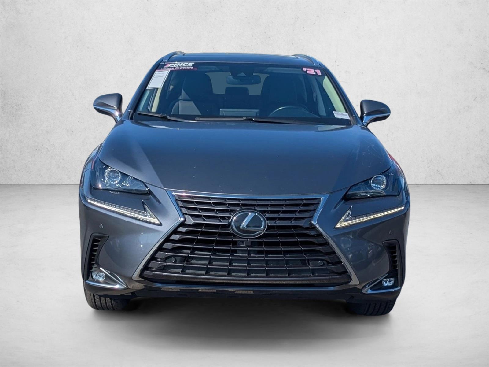 2021 Lexus NX 300 photo 2