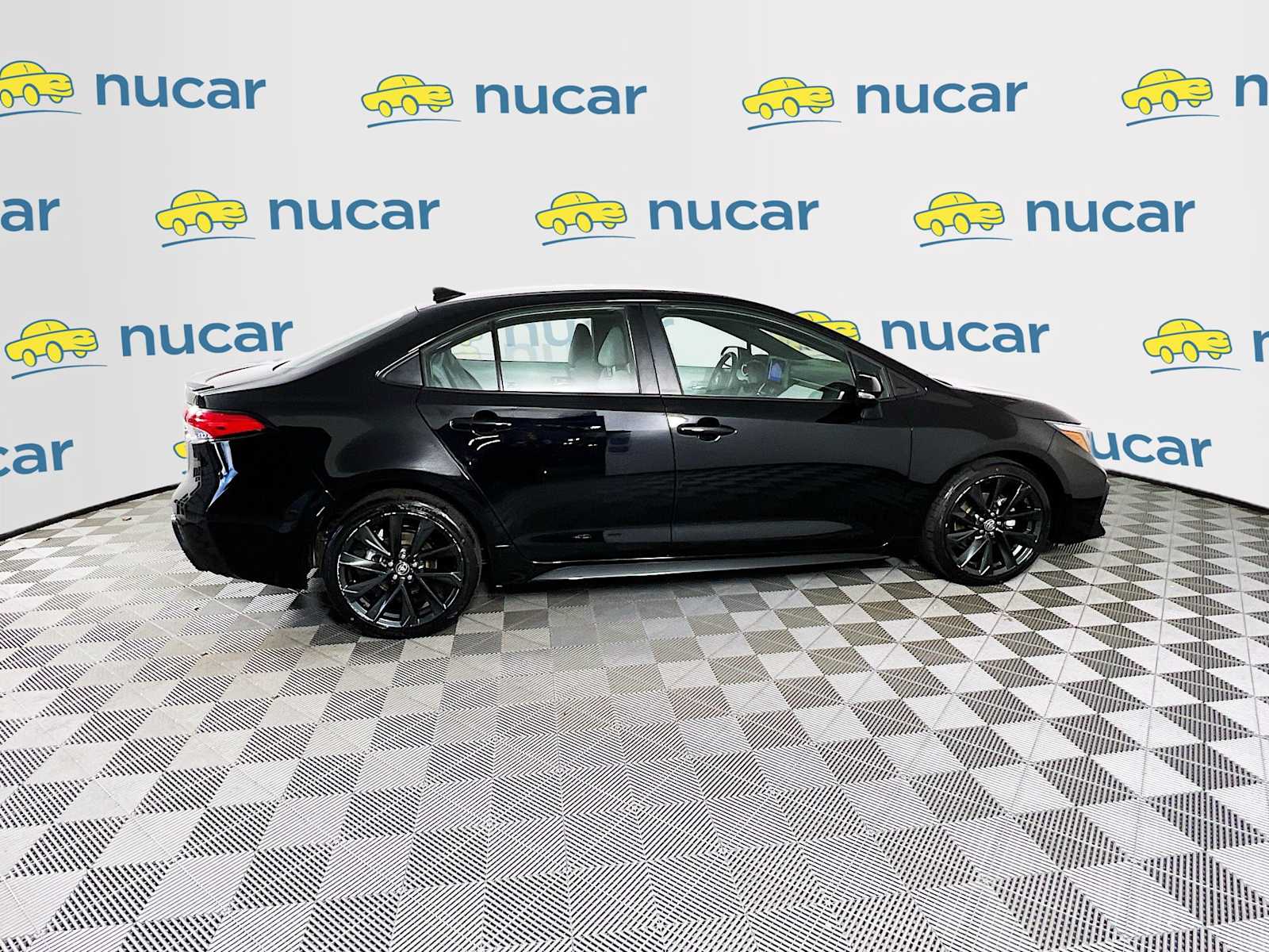 2024 Toyota Corolla SE photo 3