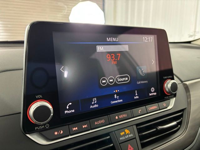2023 Nissan Altima 2.5 SV photo 16