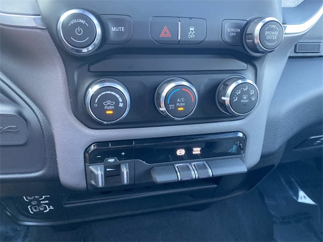 2024 Ram 3500 Big Horn photo 27