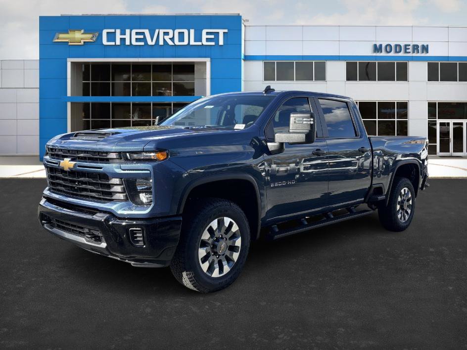 2026 Chevrolet Silverado 2500HD Custom's photo