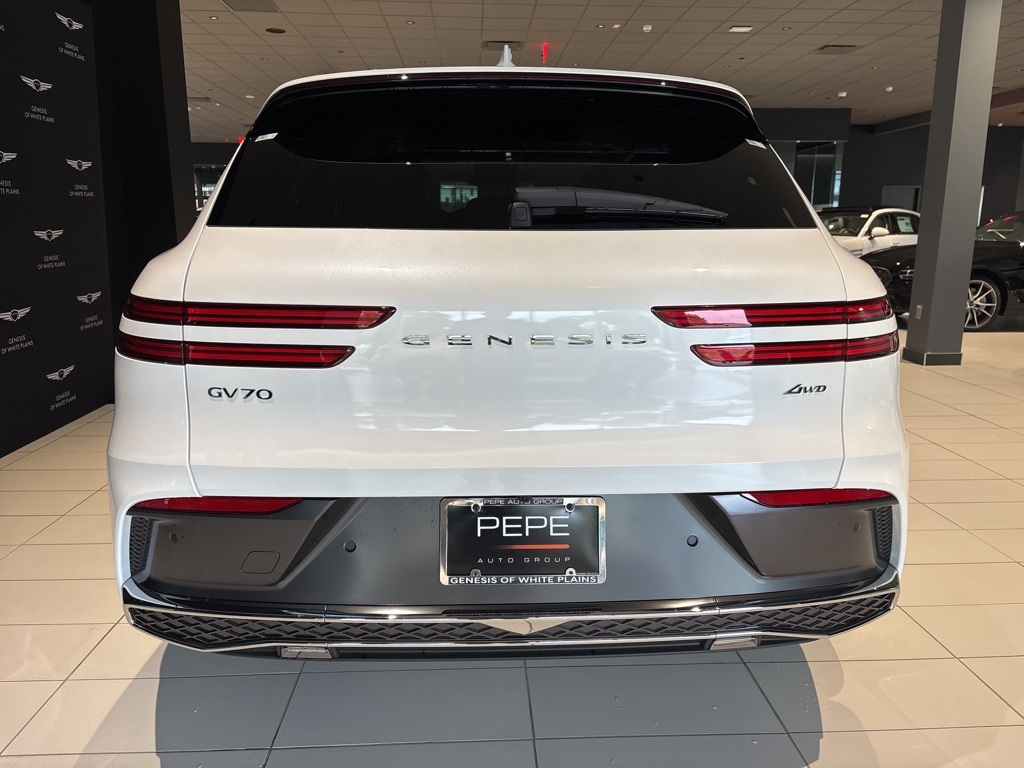 2026 Genesis GV70 2.5T Select photo 3