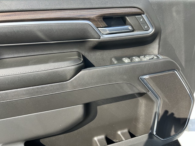 2024 Chevrolet Silverado 2500HD LT photo 6