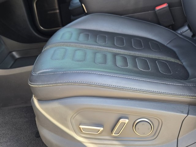 2023 Rivian R1S Launch Edition photo 17