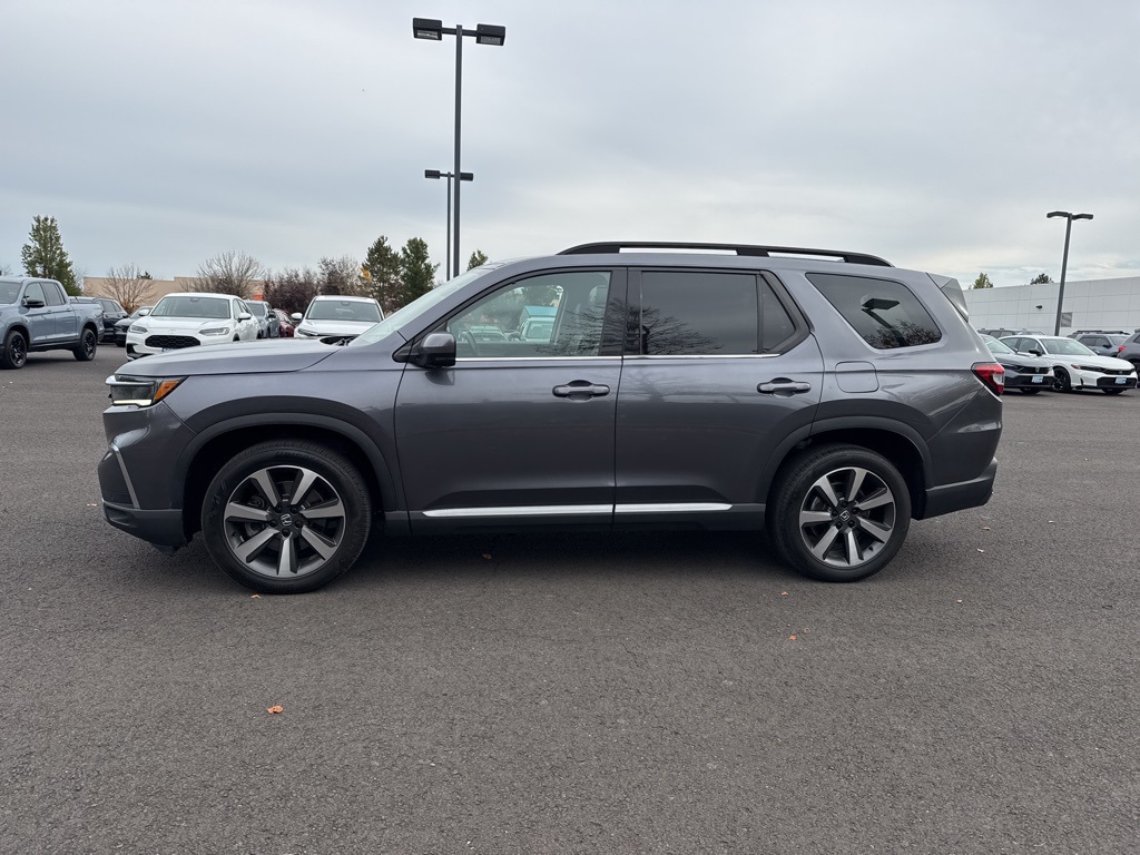 2023 Honda Pilot Elite photo 2