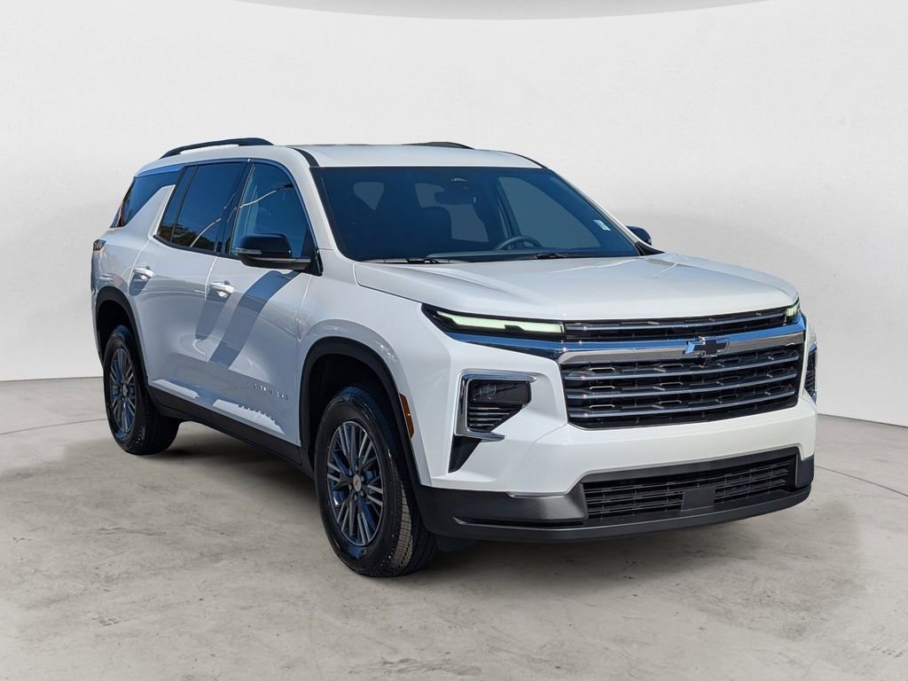 2026 Chevrolet Traverse LT's photo