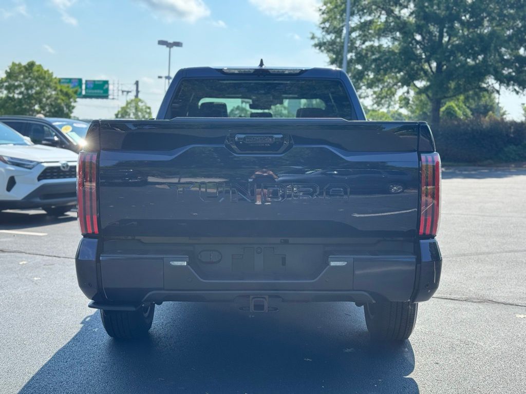 2025 Toyota Tundra Platinum CrewMax photo 8