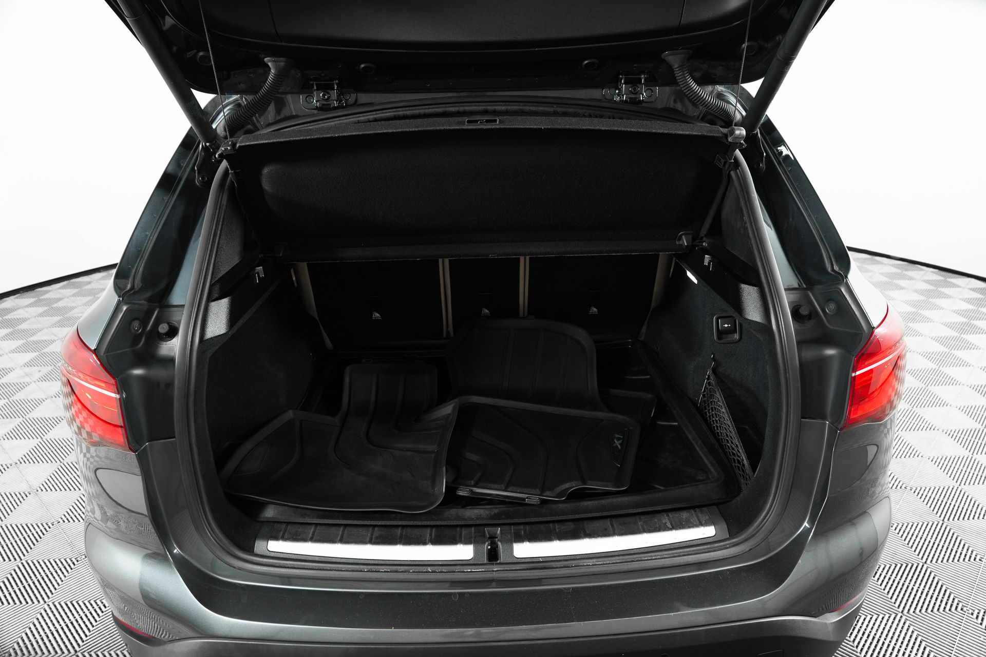 2018 Bmw X1 sDrive28i photo 24