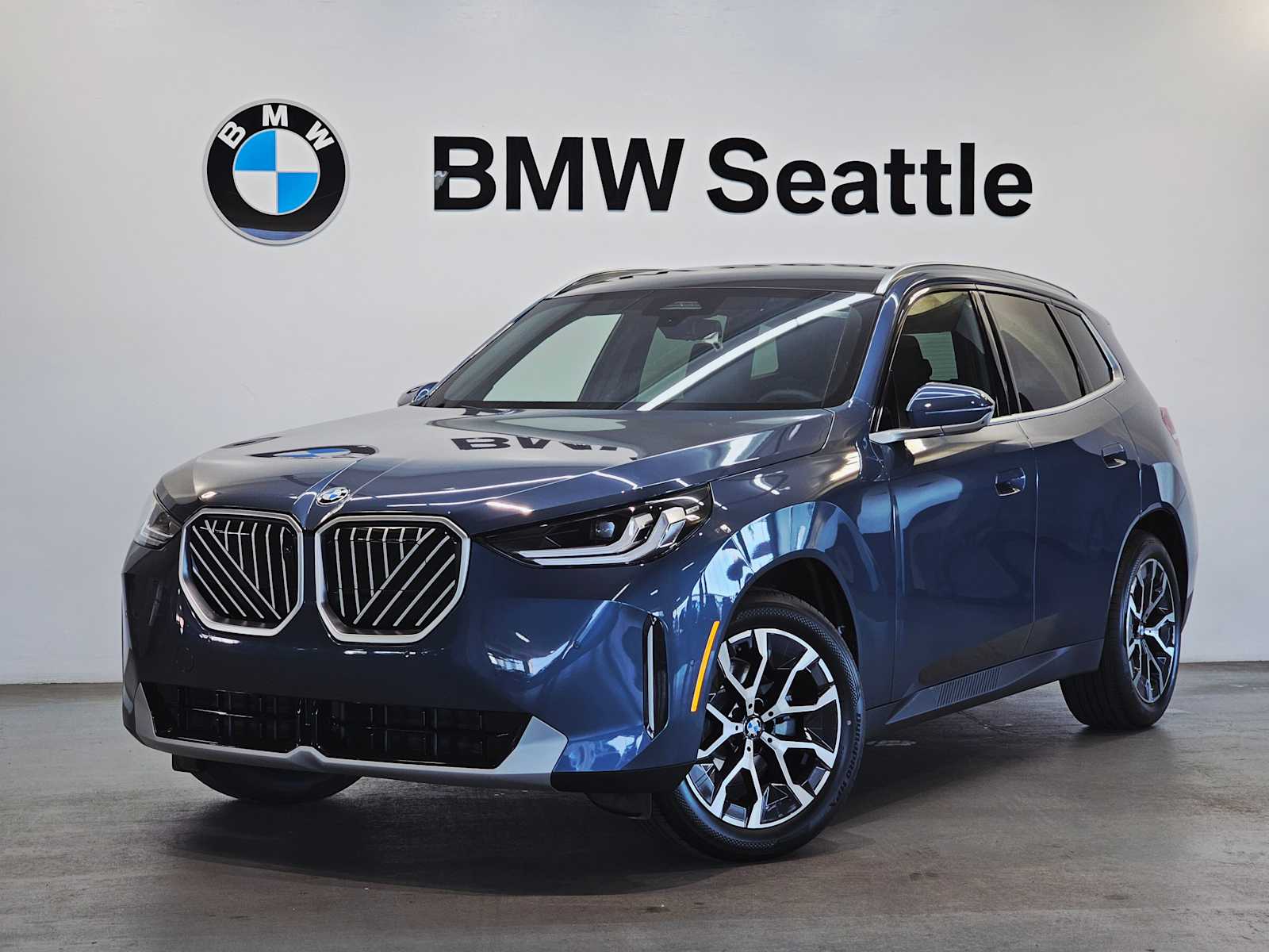 2026 BMW X3 30's photo