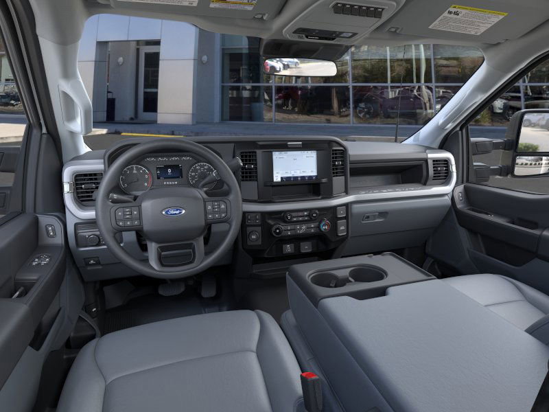 2025 Ford F-550 XL photo 9