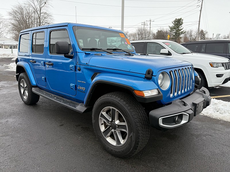 2022 Jeep Wrangler Unlimited Sahara's photo
