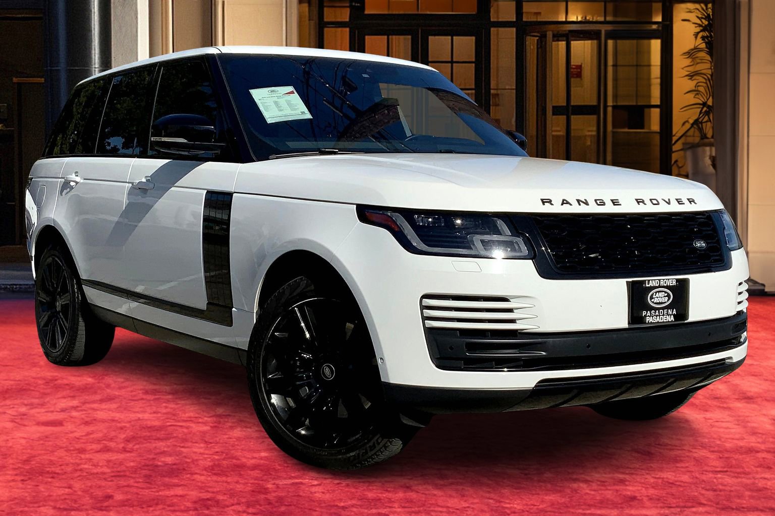 2020 Land Rover Range Rover HSE photo 2