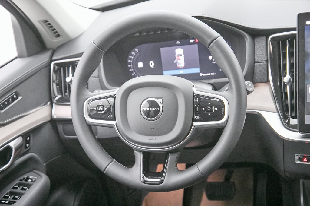 2026 VOLVO XC90 - Image 24