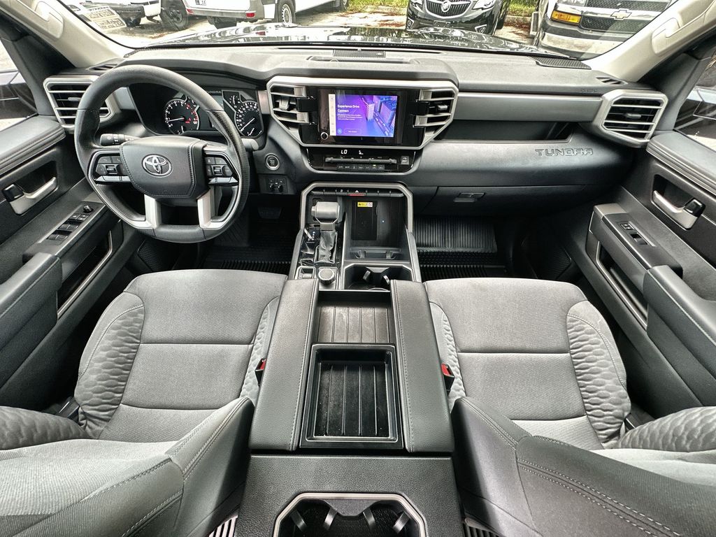 2024 Toyota Tundra SR5 photo 18