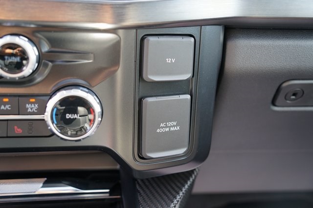 2025 FORD F-350 - Image 40