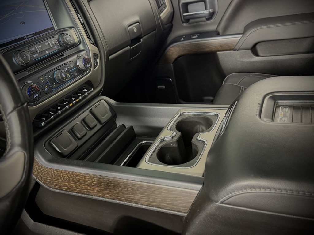 2019 Gmc Sierra HD Denali photo 24