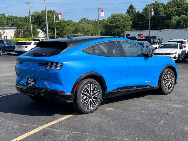 2024 Ford Mustang Mach-E Premium photo 4