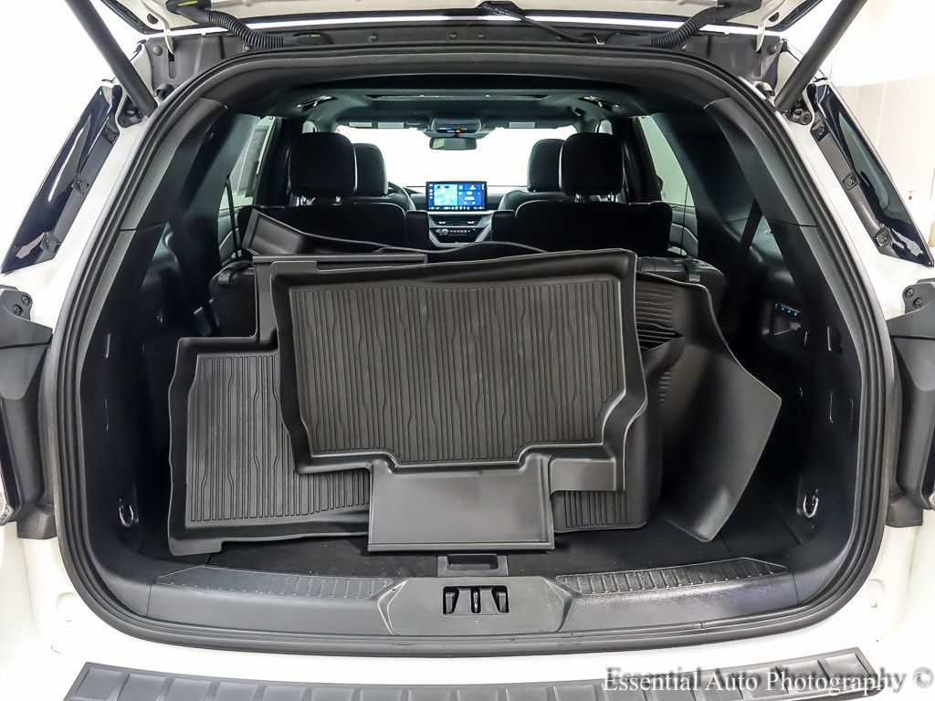 2025 FORD EXPLORER - Image 24