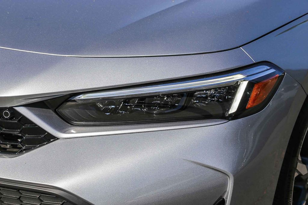 2026 Honda Civic Hybrid Sport Touring photo 4