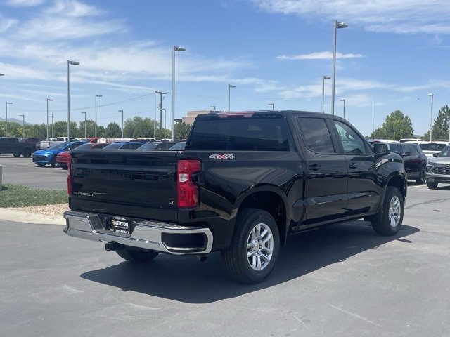2025 Chevrolet Silverado 1500 LT photo 9