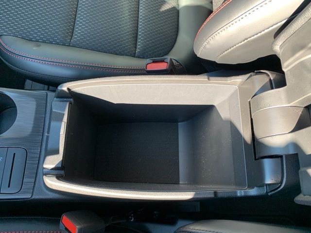 2025 Ford Escape ST-Line photo 23