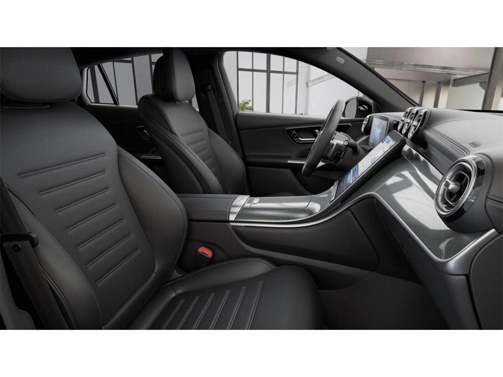 2026 Mercedes Benz GLC 300 Coupe 4MATIC photo 4