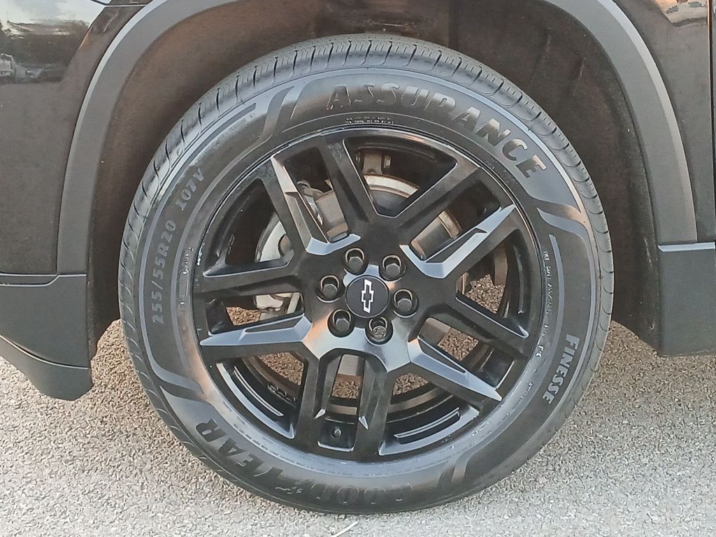 2020 Chevrolet Traverse LS photo 32