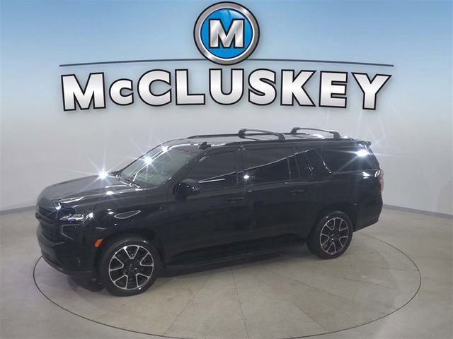 2023 Chevrolet Suburban RST's photo