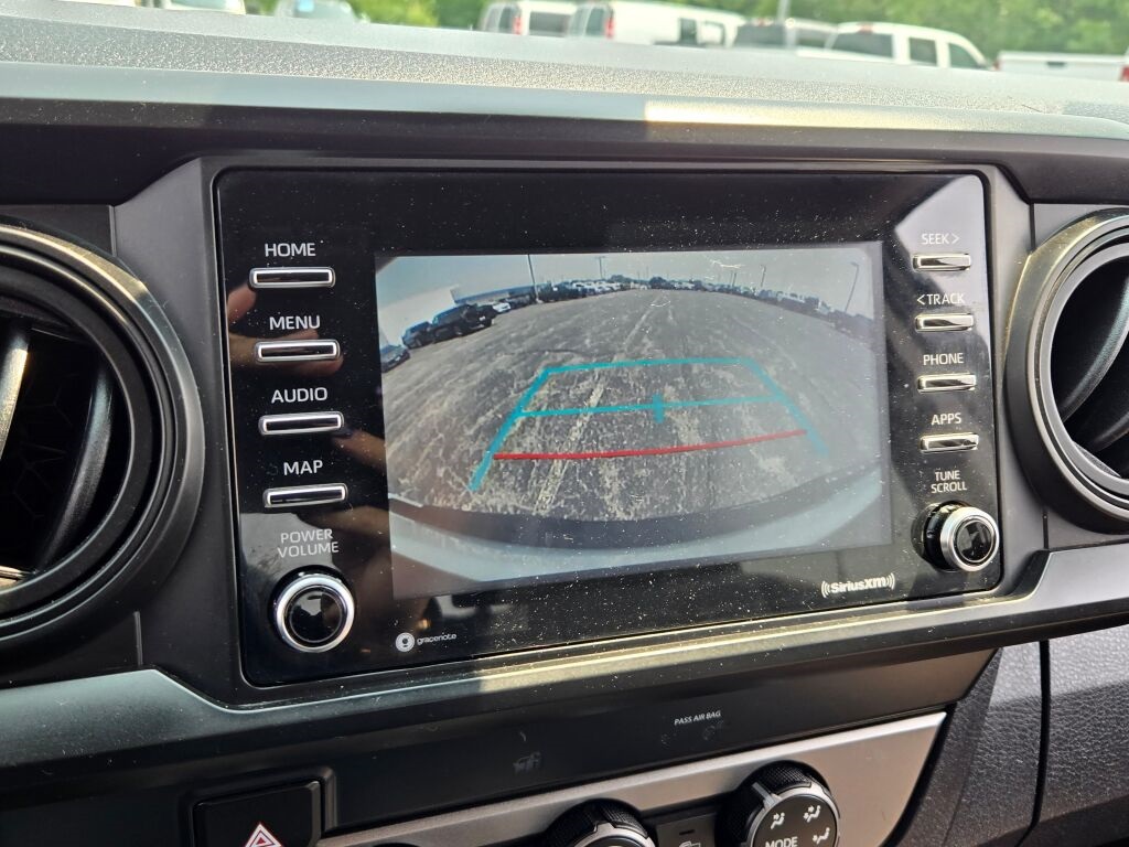 2020 Toyota Tacoma TRD Off-Road photo 24