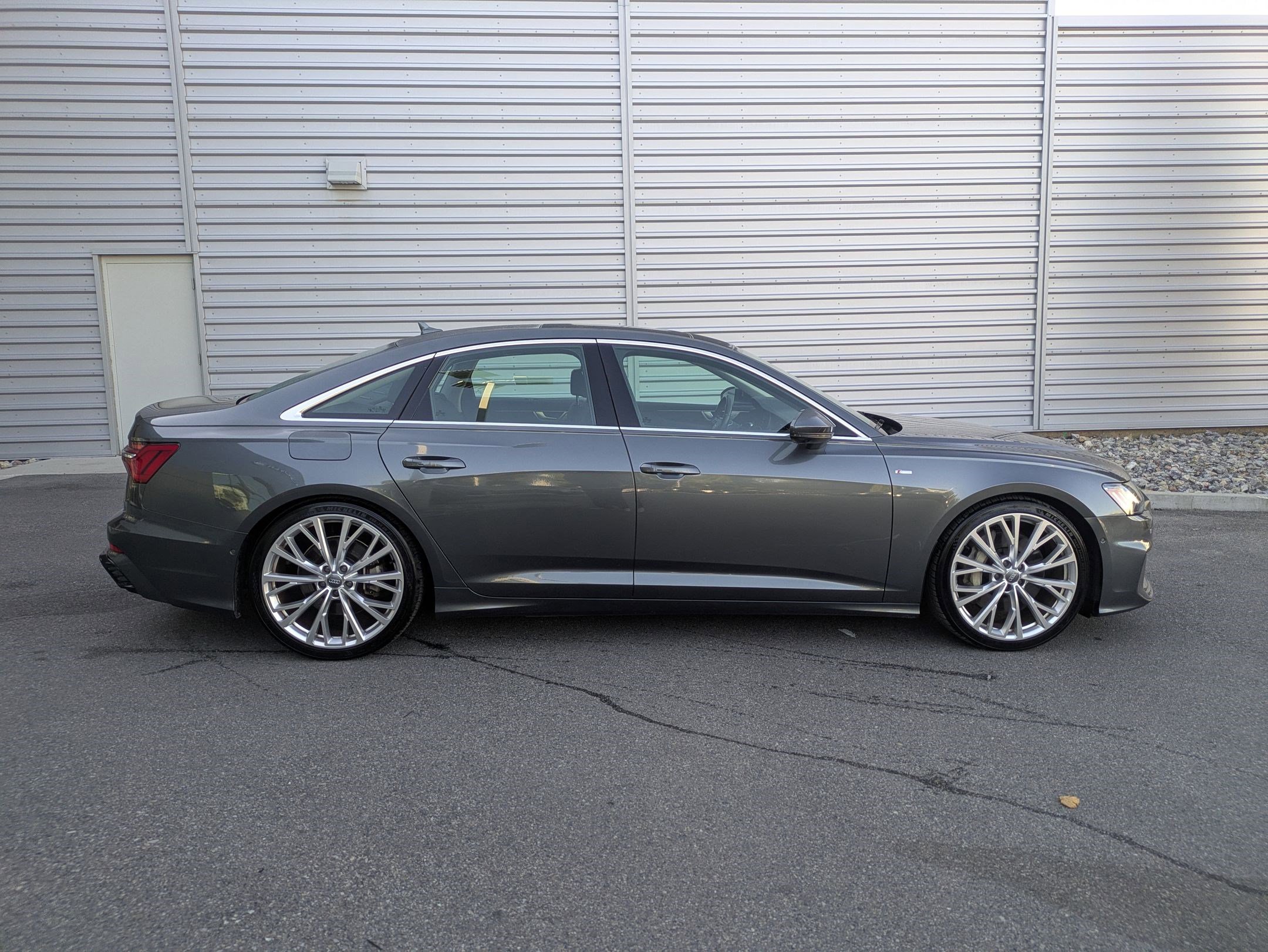 2019 Audi A6 Quattro Prestige photo 2