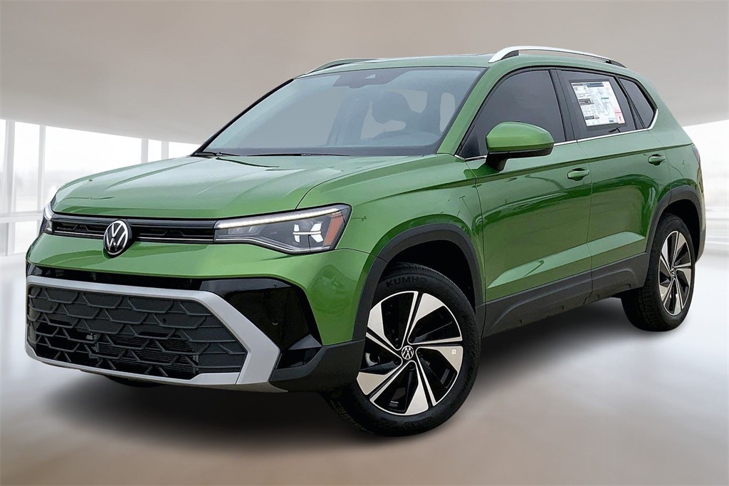 2026 Volkswagen Taos SE's photo