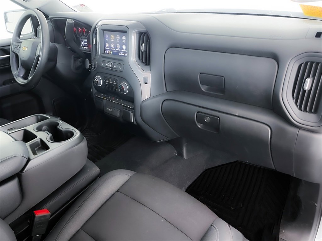 2023 Chevrolet Silverado Custom photo 24
