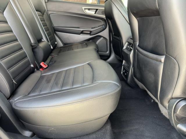 2022 Ford Edge SEL photo 41