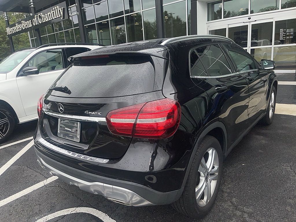 2019 Mercedes Benz GLA 250 4MATIC photo 2