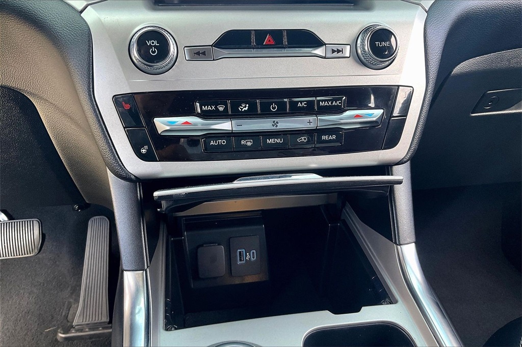 2022 FORD EXPLORER - Image 33