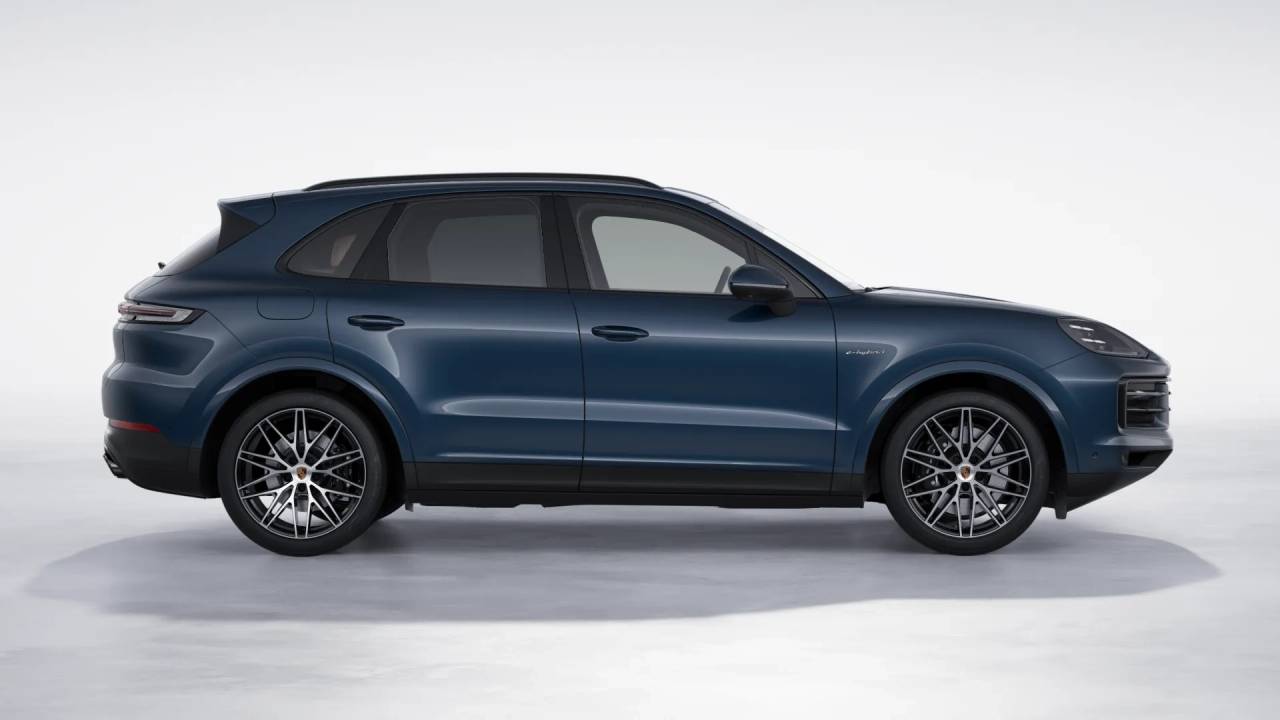 2026 Porsche Cayenne E-Hybrid photo 7