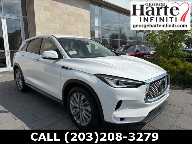 2025 Infiniti QX50 PURE AWD photo 2