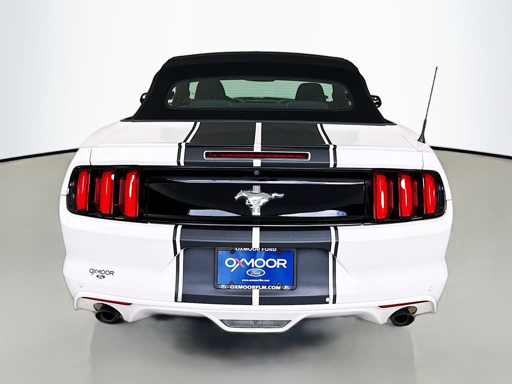 2017 Ford Mustang V6 Convertible photo 10