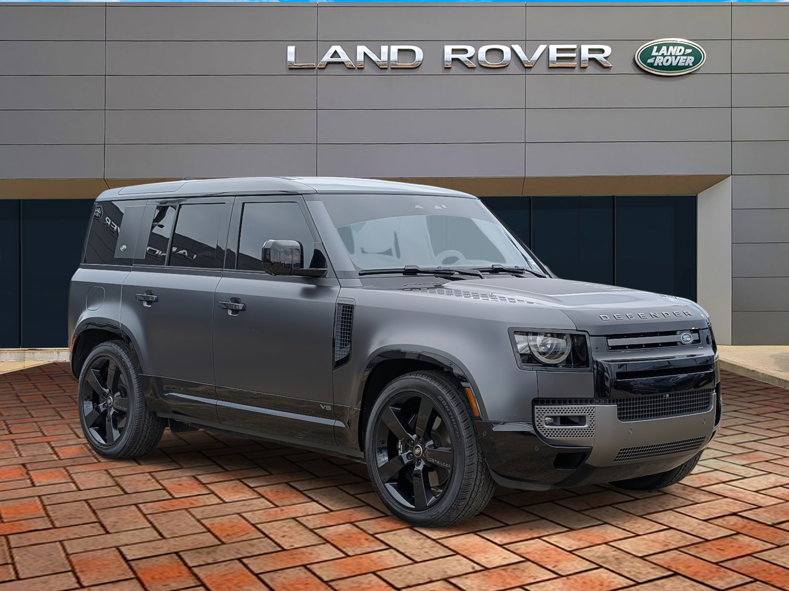2024 Land Rover Defender Carpathian Edition photo 3