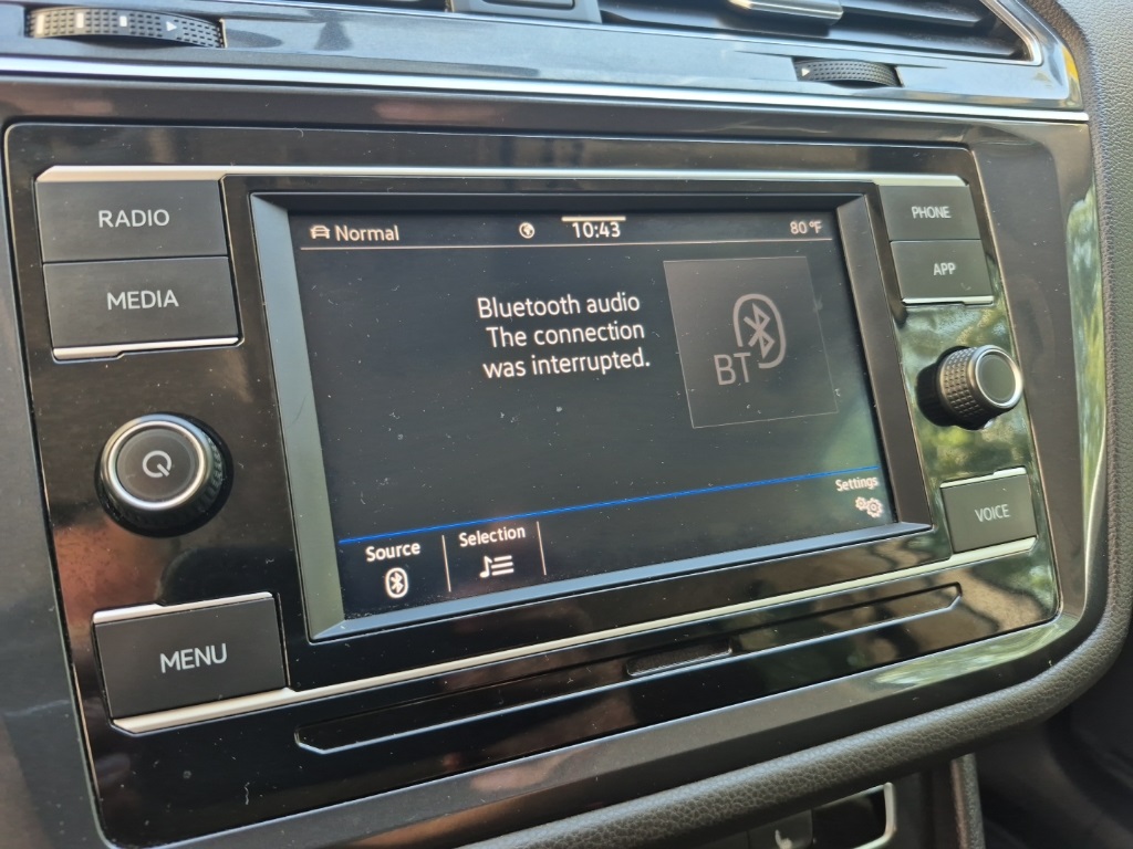 2022 Volkswagen Tiguan S photo 22