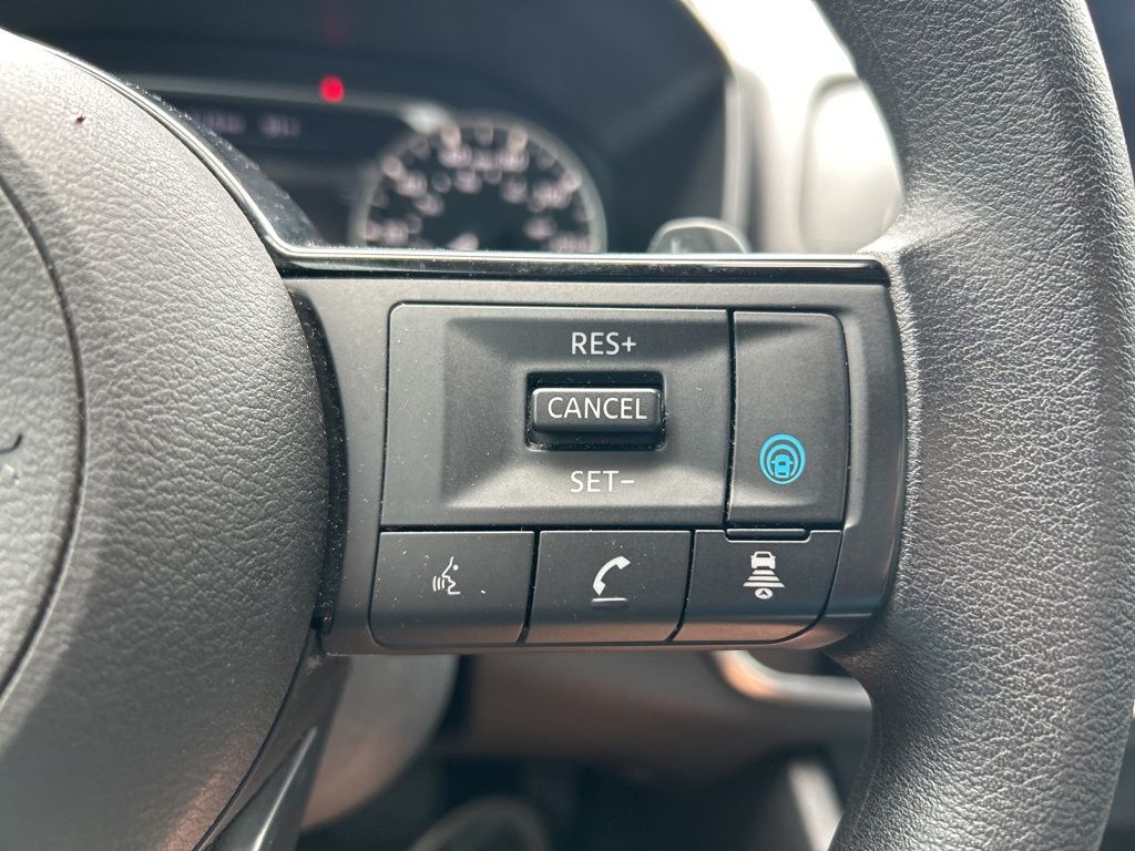 2023 Nissan Rogue SV photo 21