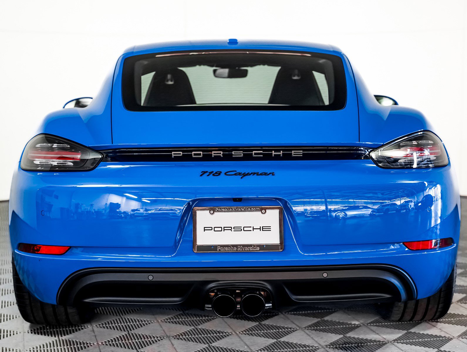 2025 Porsche Cayman photo 10