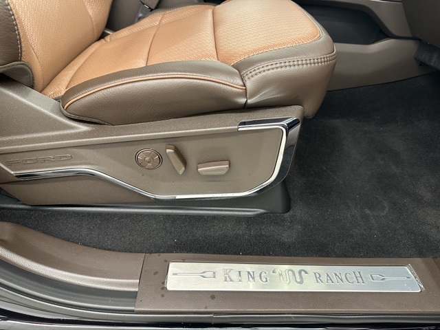 2026 Ford F-350 King Ranch photo 11